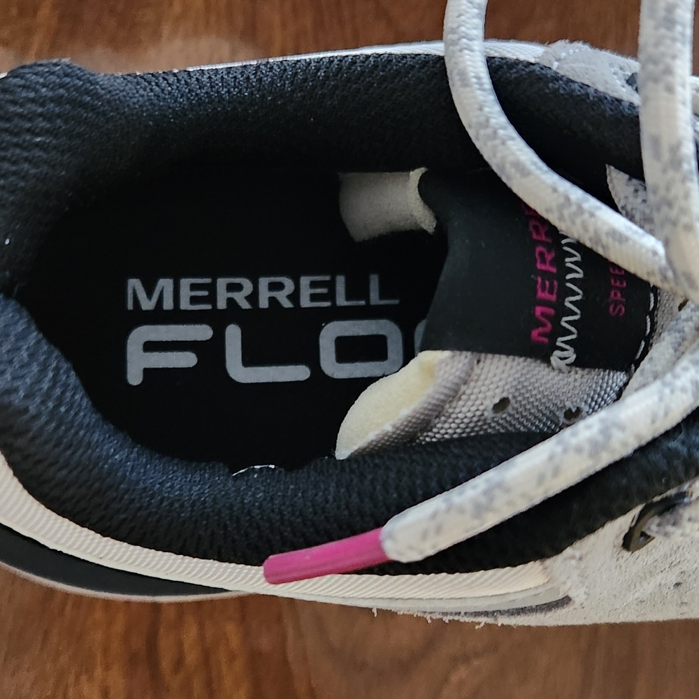 Ladies size 9 Merrell Speed Solo - Picture 4 of 8